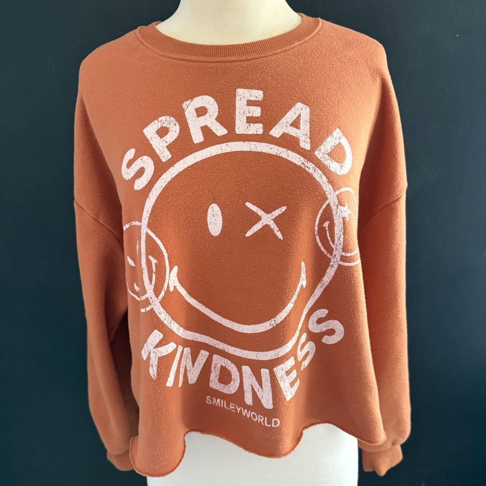 SmileyWorld Women's Orange Sweatshirt cropped XL